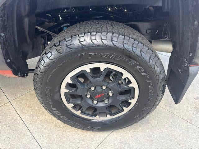 2025 Toyota Tacoma Base