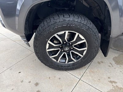 2023 Toyota Tacoma TRD Sport Double Cab 5' Bed V6 AT