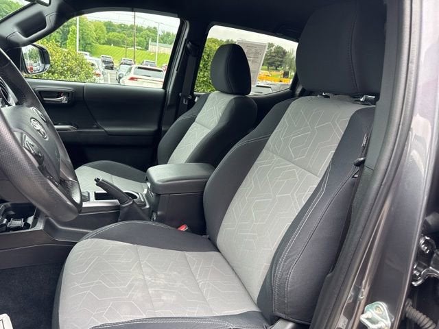 2023 Toyota Tacoma TRD Sport Double Cab 5' Bed V6 AT