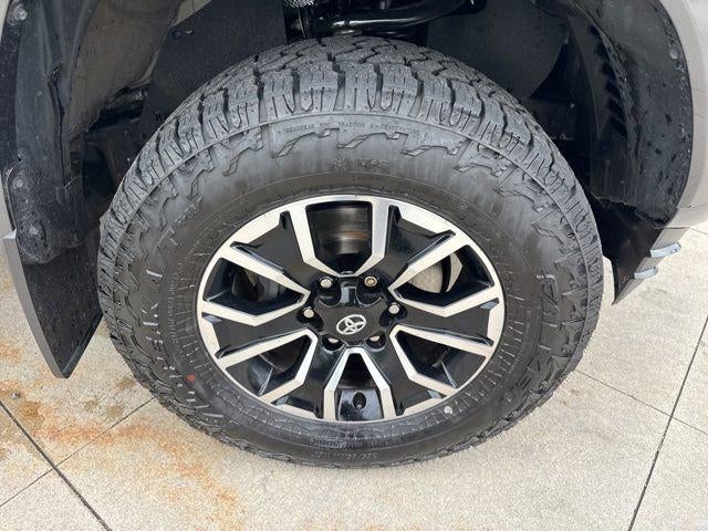 2023 Toyota Tacoma TRD Sport Double Cab 5' Bed V6 AT