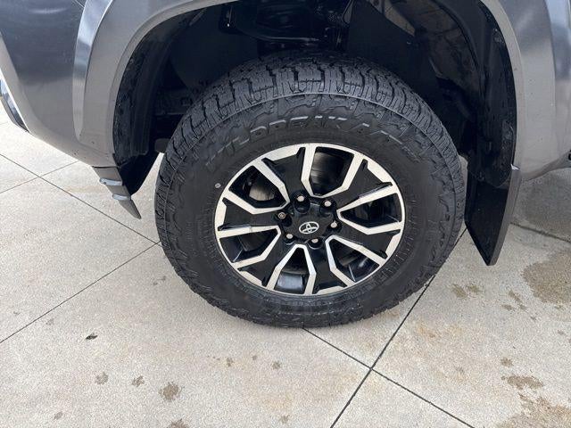 2023 Toyota Tacoma TRD Sport Double Cab 5' Bed V6 AT