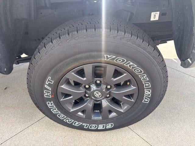 2023 Toyota Tacoma SR5 Double Cab 5' Bed V6 AT