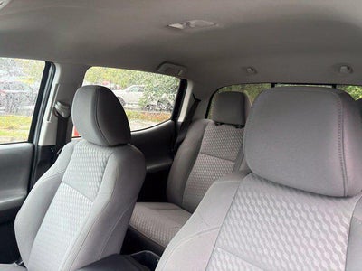 2023 Toyota Tacoma SR5 Double Cab 5' Bed V6 AT
