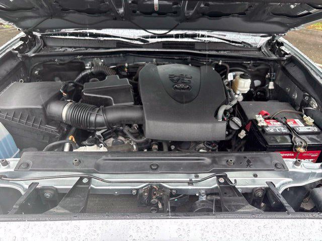 2023 Toyota Tacoma SR5 Double Cab 5' Bed V6 AT