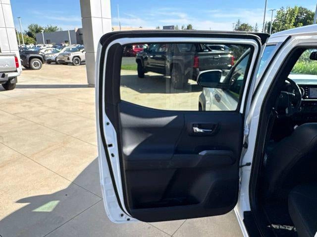 2021 Toyota Tacoma TRD Pro Double Cab 5' Bed V6 AT