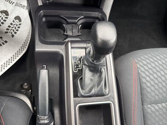 2023 Toyota Tacoma SR5 Double Cab 5' Bed V6 AT