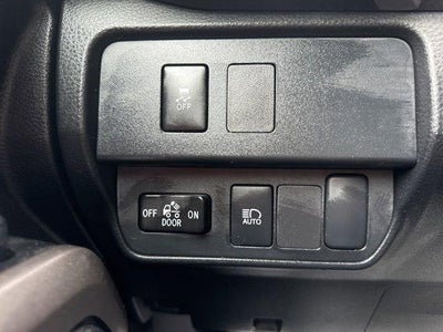 2023 Toyota Tacoma SR5 Double Cab 5' Bed V6 AT
