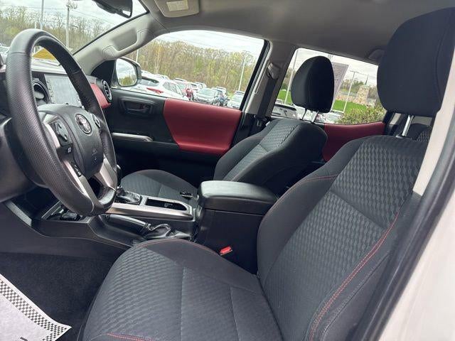 2023 Toyota Tacoma SR5 Double Cab 5' Bed V6 AT