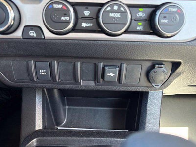 2021 Toyota Tacoma SR Double Cab 5' Bed V6 AT