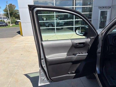 2021 Toyota Tacoma SR Double Cab 5' Bed V6 AT