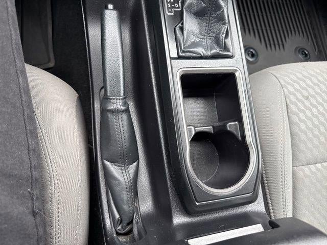 2023 Toyota Tacoma SR Double Cab 5' Bed V6 AT