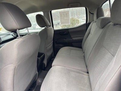 2023 Toyota Tacoma SR Double Cab 5' Bed V6 AT