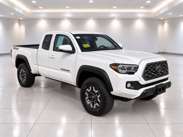 2022 Toyota Tacoma Base