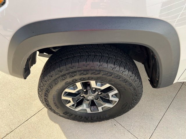 2022 Toyota Tacoma Base