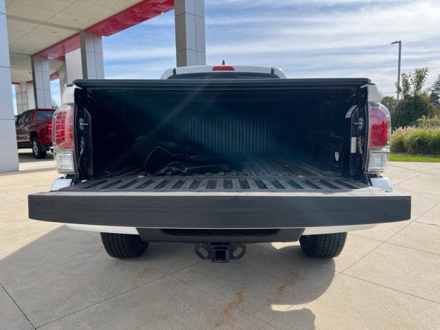 2022 Toyota Tacoma Base