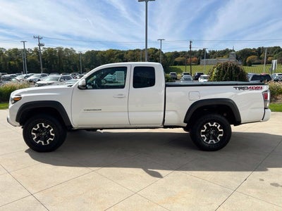 2022 Toyota Tacoma Base