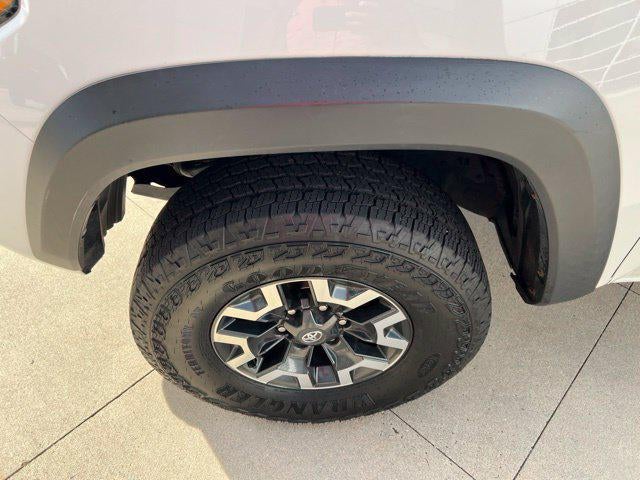2022 Toyota Tacoma Base