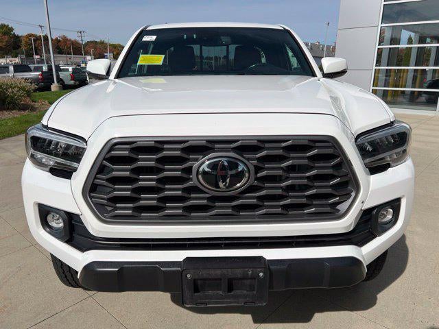 2022 Toyota Tacoma Base