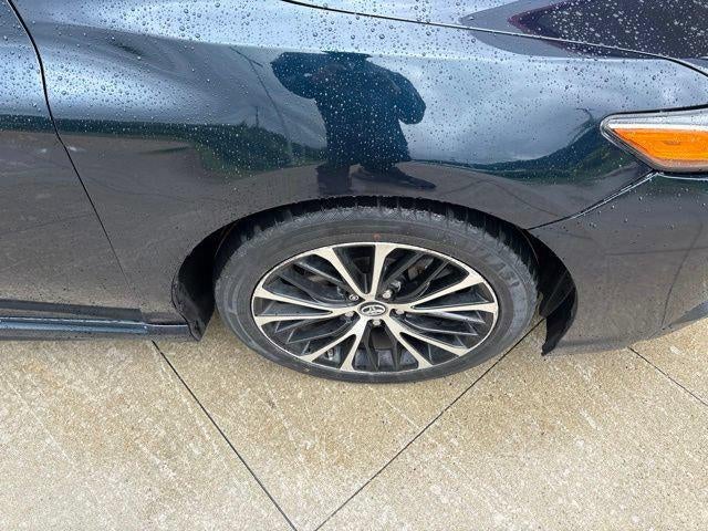 2018 Toyota Camry SE Auto