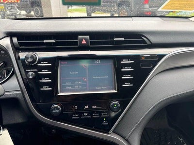 2018 Toyota Camry SE Auto