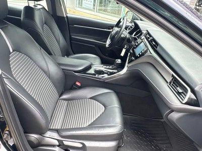 2018 Toyota Camry SE Auto