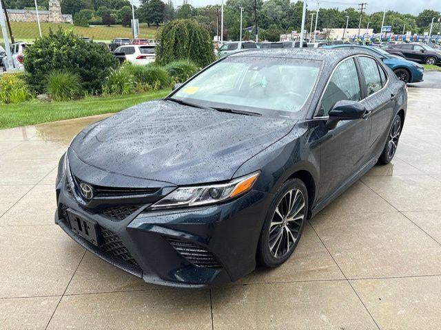 2018 Toyota Camry SE Auto