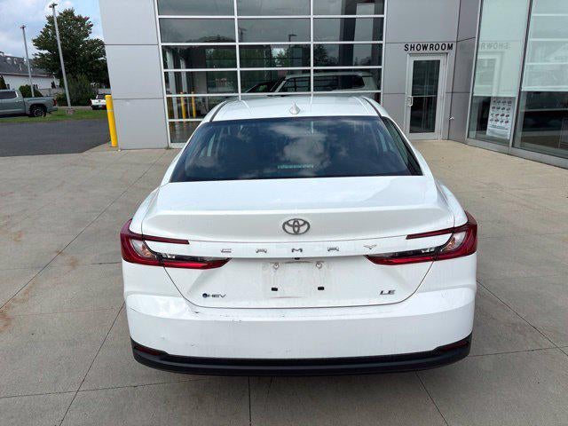2025 Toyota Camry LE