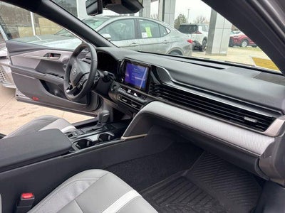 2026 Toyota Camry SE AWD