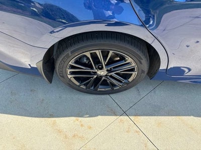 2025 Toyota Camry SE AWD