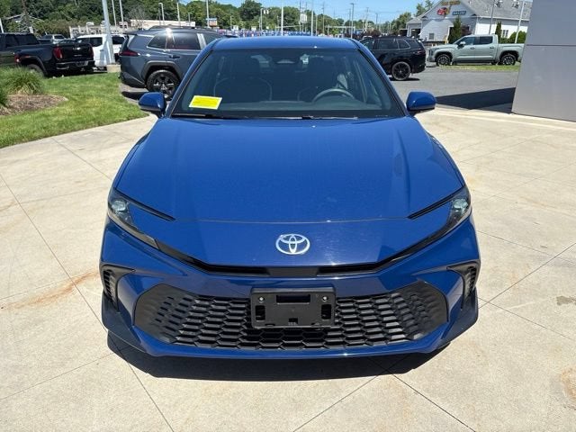 2025 Toyota Camry SE AWD