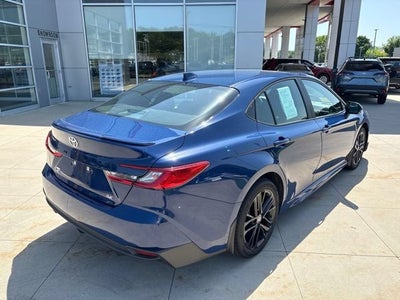 2025 Toyota Camry SE AWD