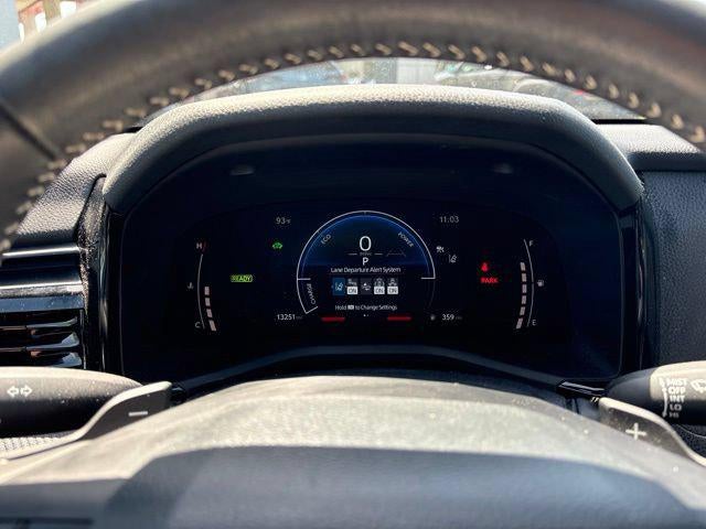 2025 Toyota Camry SE AWD