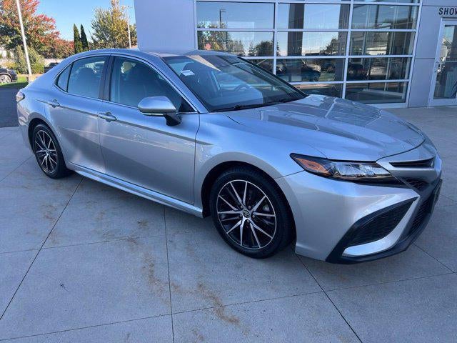 2022 Toyota Camry Hybrid Base