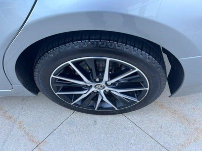 2022 Toyota Camry Hybrid Base