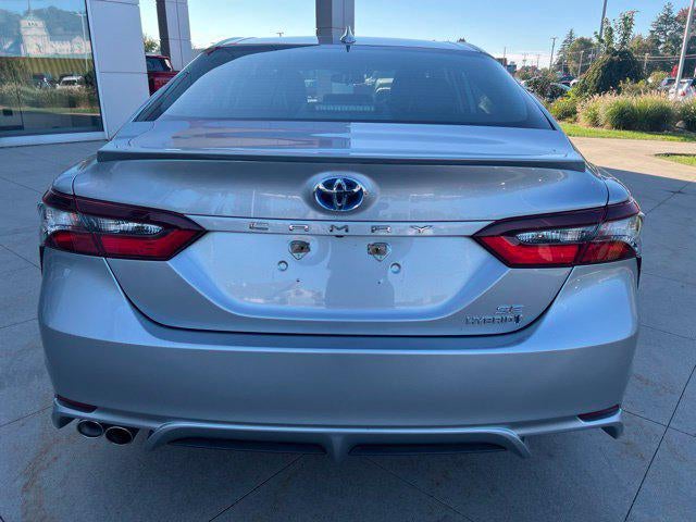 2022 Toyota Camry Hybrid Base