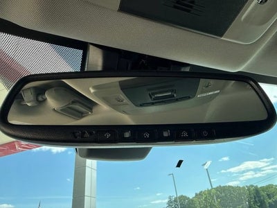 2023 Toyota Camry XSE Auto