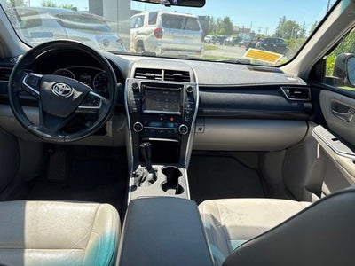 2016 Toyota Camry 4dr Sdn I4 Auto XLE