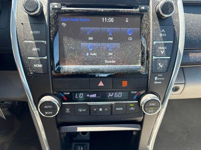 2016 Toyota Camry 4dr Sdn I4 Auto XLE