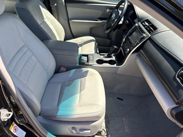 2016 Toyota Camry 4dr Sdn I4 Auto XLE