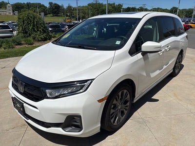 2026 Honda Odyssey Touring Auto