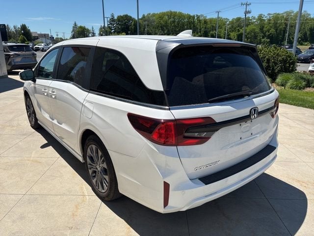 2026 Honda Odyssey Touring Auto