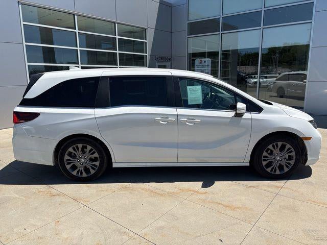 2026 Honda Odyssey Touring Auto