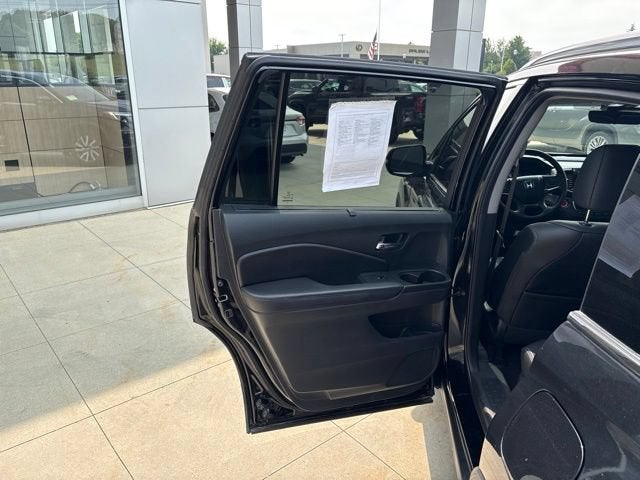 2022 Honda Pilot Black Edition AWD