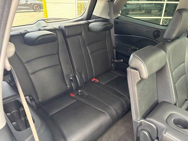 2022 Honda Pilot Black Edition AWD