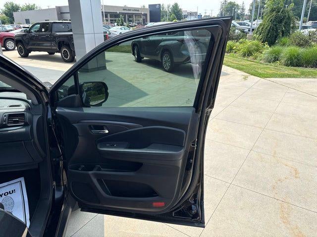2022 Honda Pilot Black Edition AWD