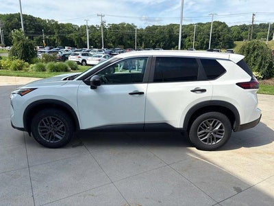 2024 Nissan Rogue FWD S