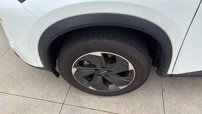 2025 Nissan Rogue AWD SV