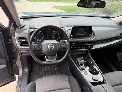 2025 Nissan Rogue AWD SV