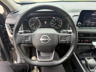 2025 Nissan Rogue AWD SV