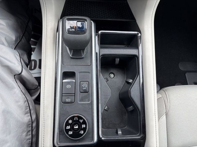 2022 Nissan Pathfinder SV 4WD